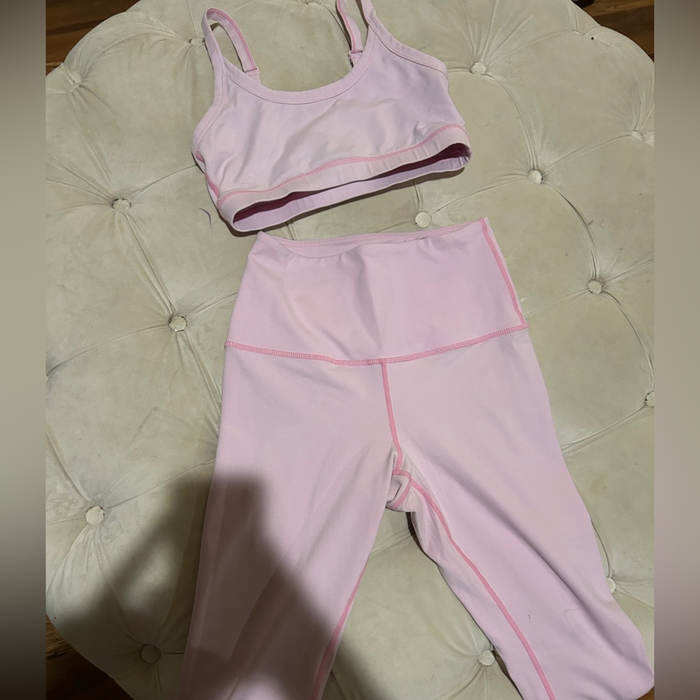 Light Pink Sports Bra and Leggings Set